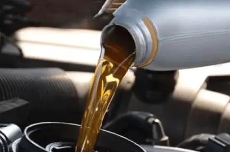 will high mileage oil cause leaks