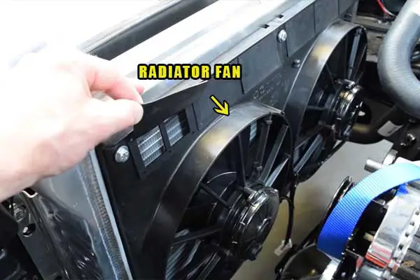 cracked radiator fan